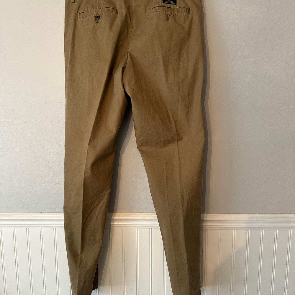 Banana Republic Men's Mason Tan Chinos
